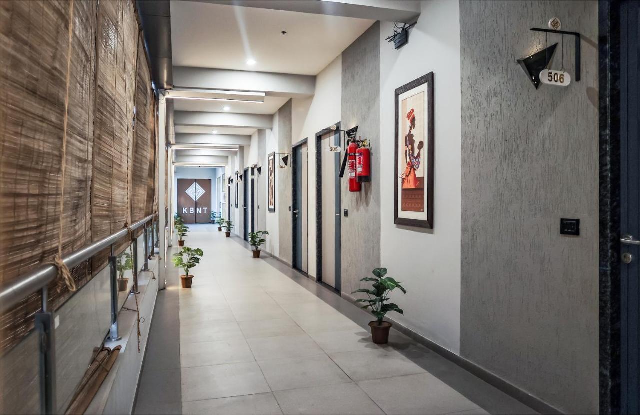 Hotel The Parker Inn By Kbnt Group Surat Exterior foto